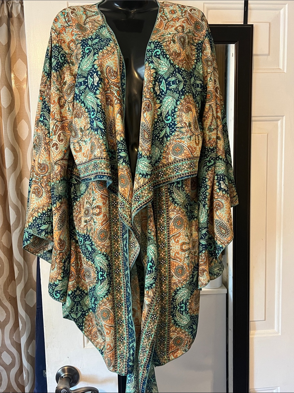 EARTHBOUND Size Large Teal Navy & Tan Paisley